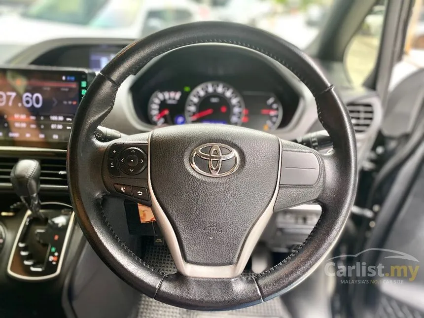 2015 Toyota Voxy ZS Kirameki Edition MPV