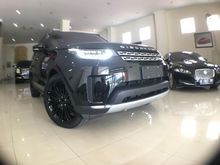 Land Rover Discovery 5 HSE Deluxe Matic Th 2017 Hitam KM 2rb Langsung nama Pembeli