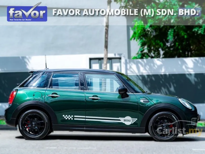 2017 MINI Cooper 5 Door Hatchback