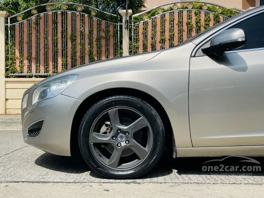 2013 Volvo S60 DRIVe Sedan