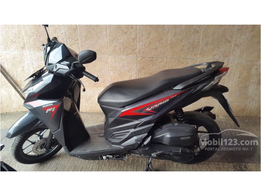 Jual Motor Honda Vario 2015 125 0.1 di Banten Automatic Others Hitam Rp ...