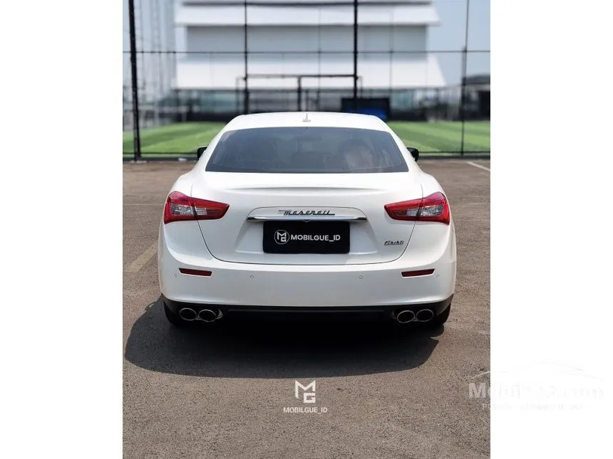2014 Maserati Ghibli Sedan
