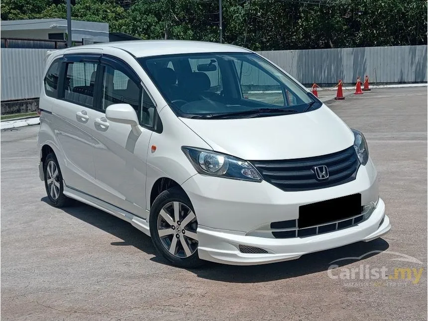 2013 Honda Freed S MPV