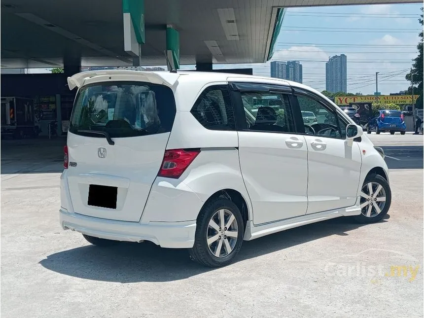 2013 Honda Freed S MPV