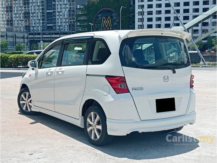 2013 Honda Freed S MPV