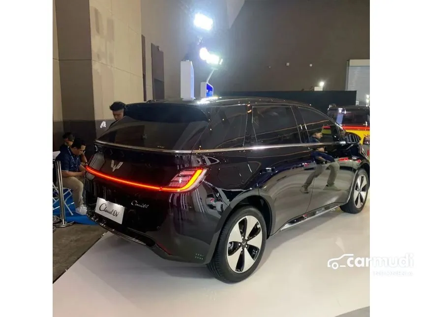 2024 Wuling Cloud EV EV Hatchback