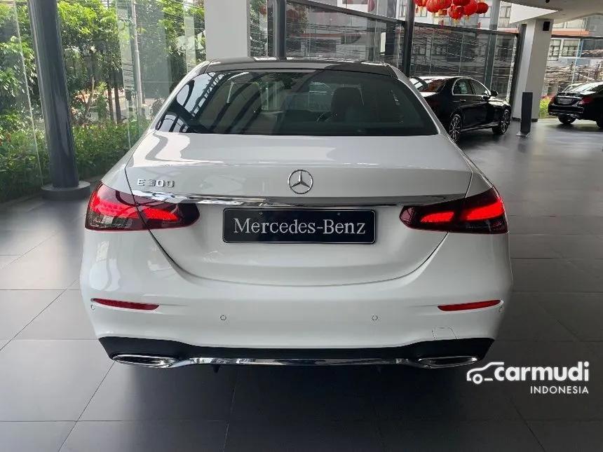 2023 Mercedes-Benz E300 AMG Line Sedan