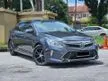 Used 2015 Toyota Camry 2.5 Hybrid Sedan / LOW MILEAGE ONLY 118K / FREE WARRANTY / FULL LEATER SEAT / WITH BSM SYSTEM / TWO ELEKTRONIK SEAT