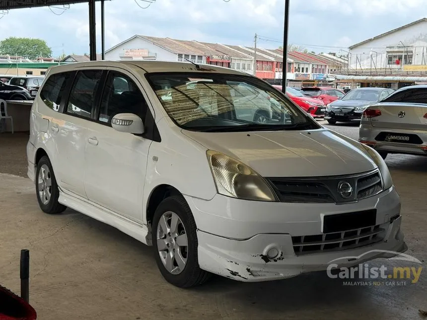 2013 Nissan Grand Livina Luxury MPV