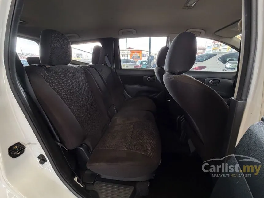 2013 Nissan Grand Livina Luxury MPV