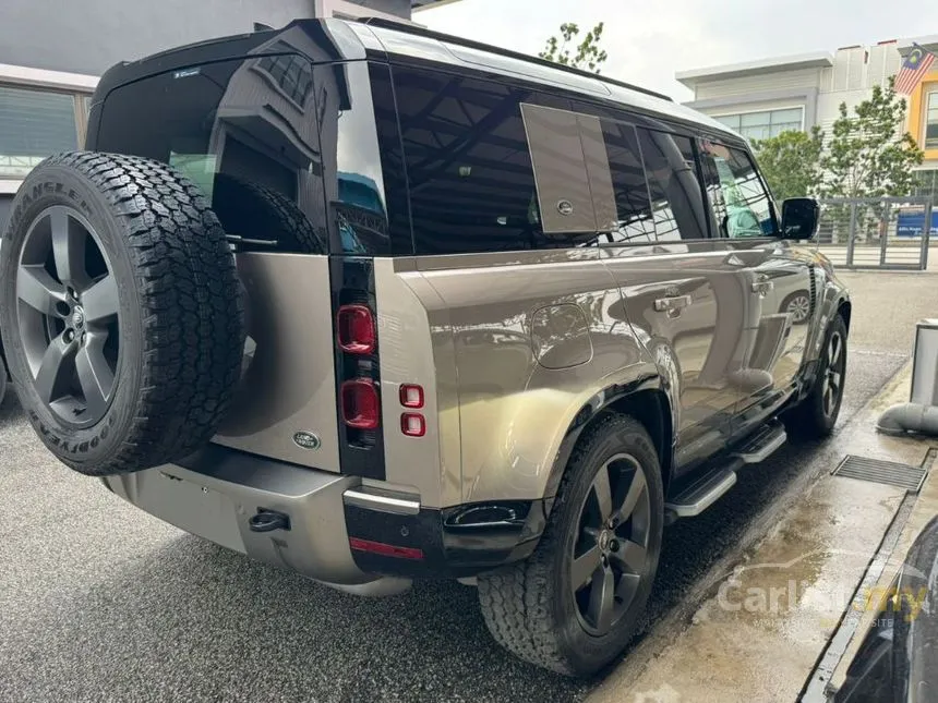 2023 Land Rover Defender 110 D300 X SUV
