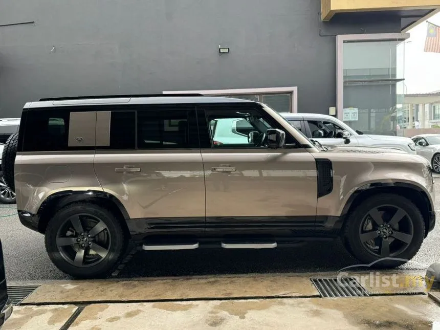 2023 Land Rover Defender 110 D300 X SUV