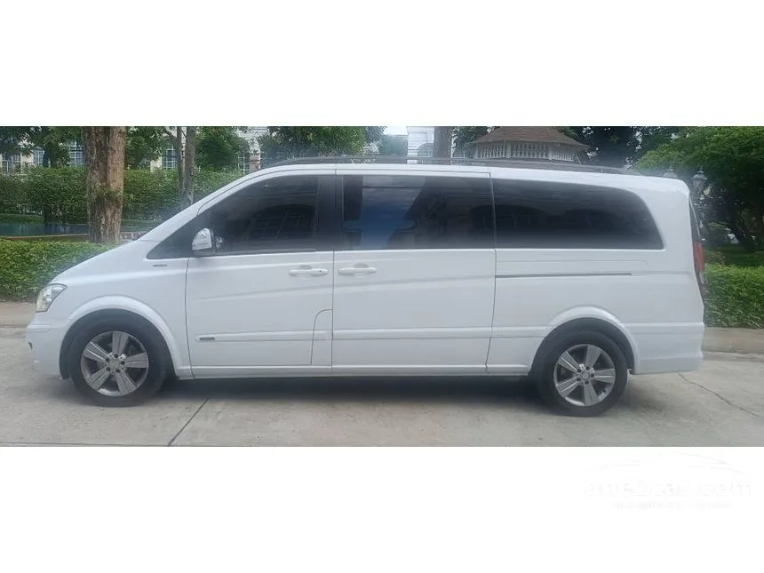 2013 Mercedes-Benz Viano Van