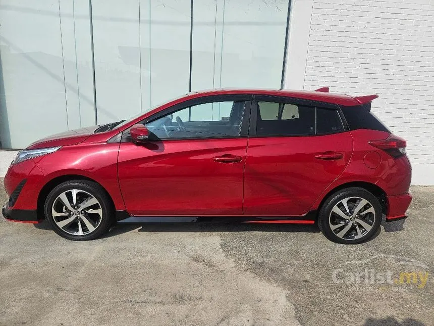 2020 Toyota Yaris E Hatchback