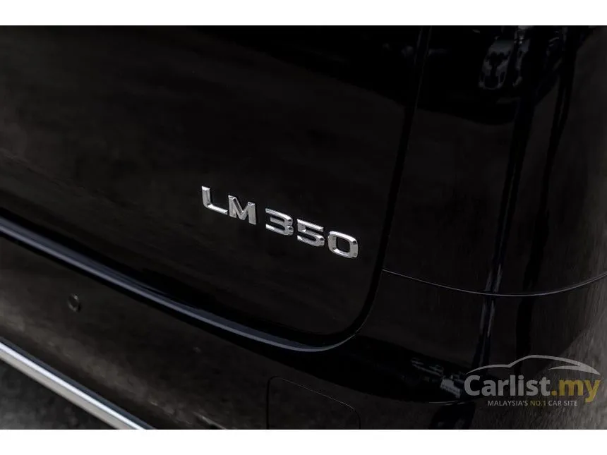 2022 Lexus LM350 MPV