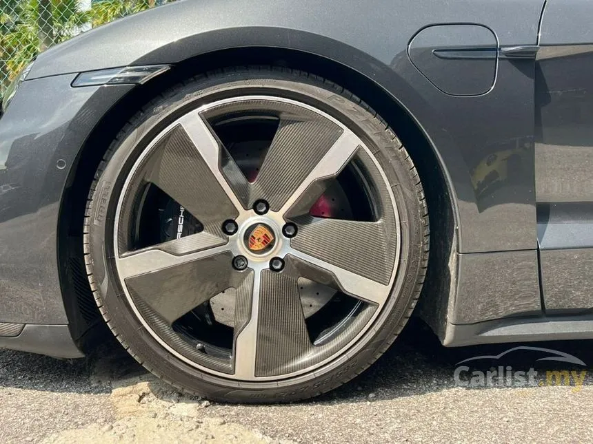 2020 Porsche Taycan Turbo S Sedan