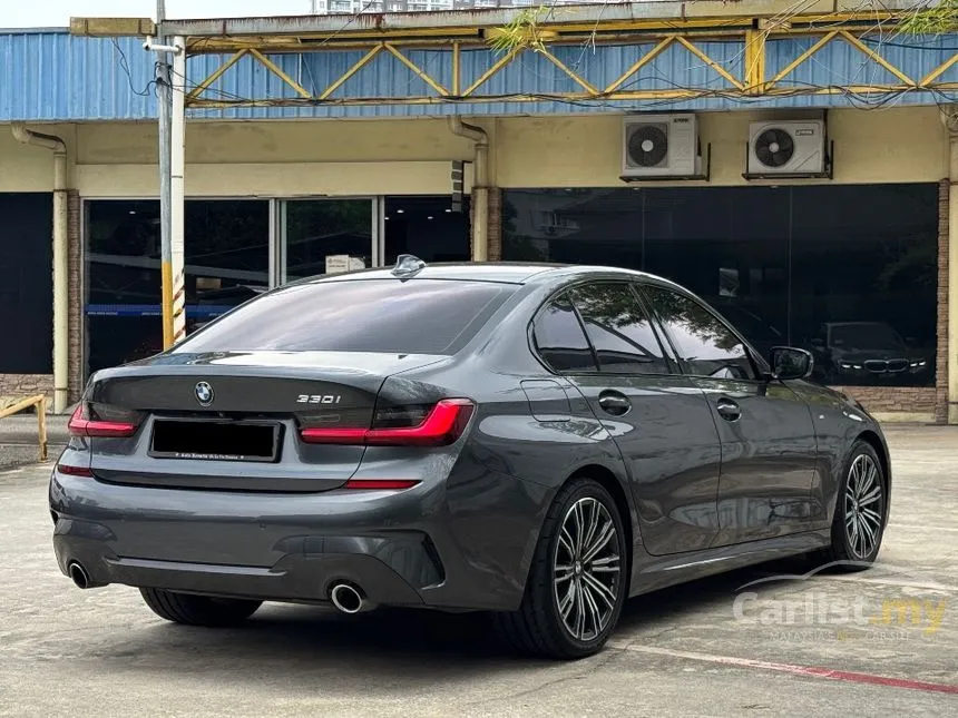 2022 BMW 330i M Sport Sedan