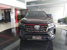 2020 Toyota Fortuner 2.4 TRD SUV
