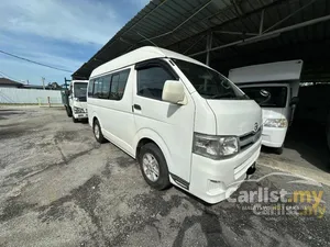 2013 Toyota Hiace 2.5 Window Van Van