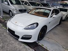2011 Porsche Panamera 4.8 Turbo S Hatchback - EXCELLENT CONDITION