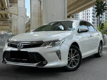 2018 Toyota Camry 2.5 Hybrid Luxury Sedan - FULLSERVICETOYOTA/NEWBATTWARRANTY