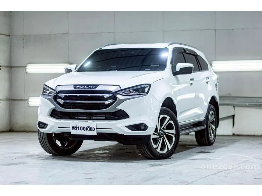 2022 Isuzu MU-X Ultimate SUV