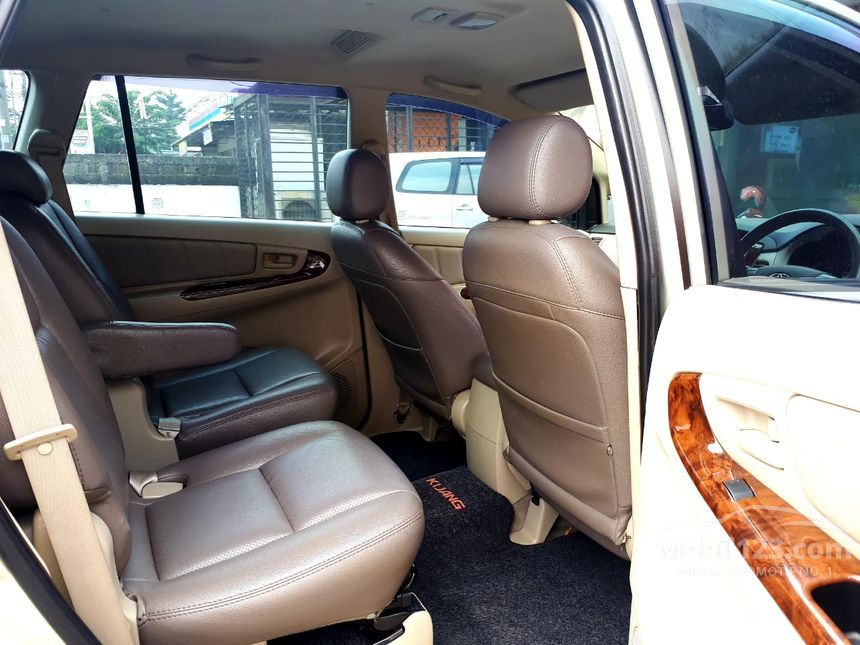 Jual Mobil  Toyota  Kijang Innova  2012 G 2 5 di Jawa Barat 