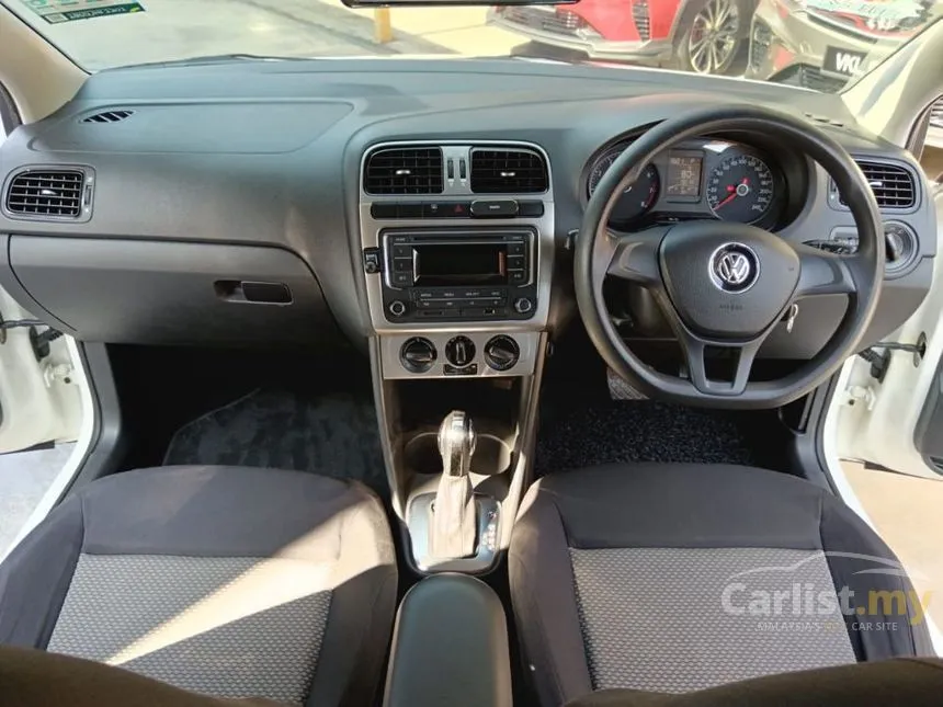 2016 Volkswagen Vento Comfort Sedan