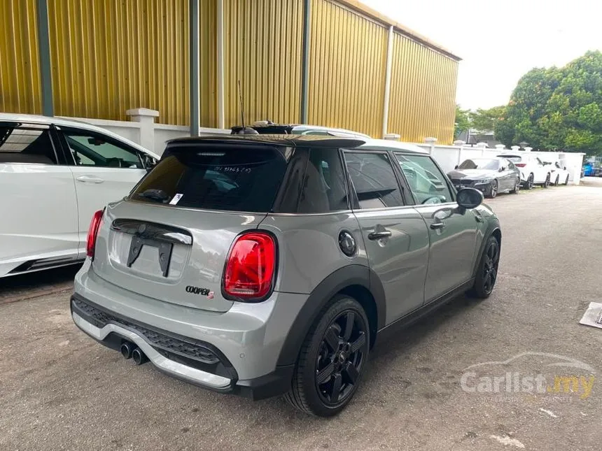 2022 MINI Cooper S 5 Door Hatchback