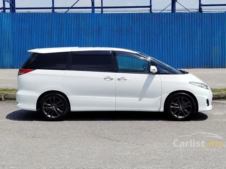 2010 Toyota Estima Aeras MPV
