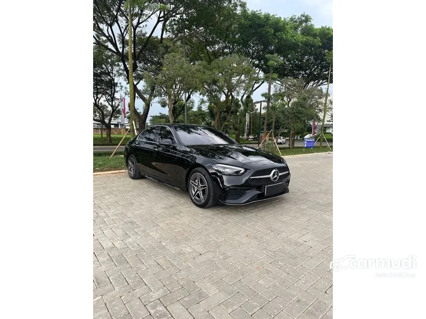2022 Mercedes-Benz C300 AMG Line Sedan