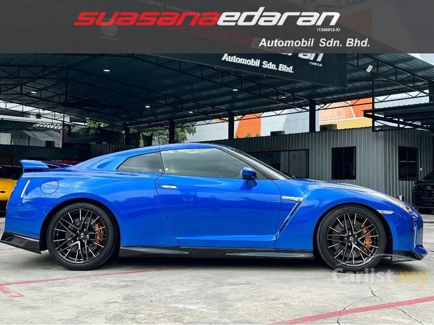 2021 Nissan GT-R Recaro Coupe