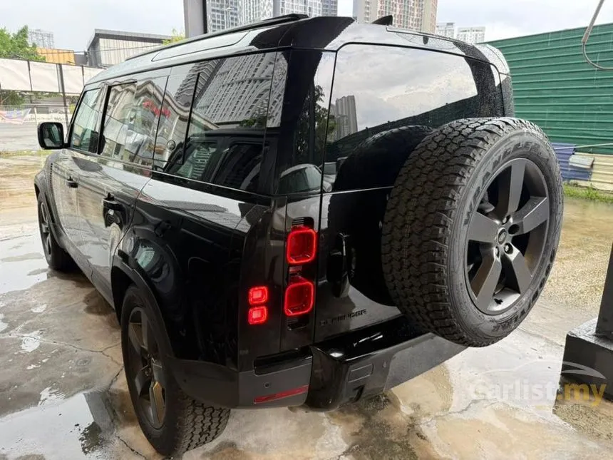 2024 Land Rover Defender 110 P300 SE SUV