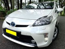 Toyota Prius 1.8 Hybrid Luxury (A) FULL SERVICE WARRANTY