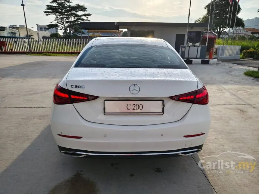 2025 Mercedes-Benz C200 Avantgarde Sedan
