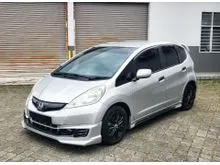 (2015) Honda Jazz 1.3 Hybrid Hatchback Free Warranty