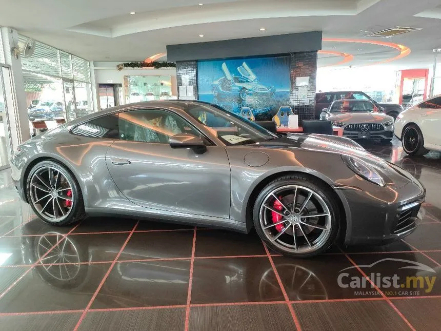 2020 Porsche 911 Carrera 4S Coupe