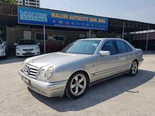 1998 Mercedes-Benz E240 2.4 Classic Sedan