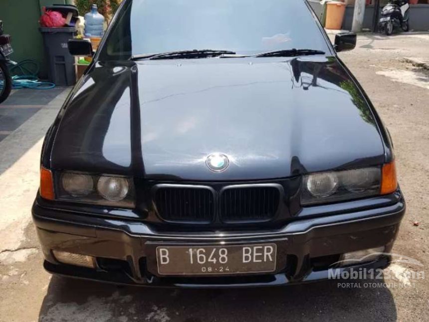 1995 BMW 316i E36 Coupe
