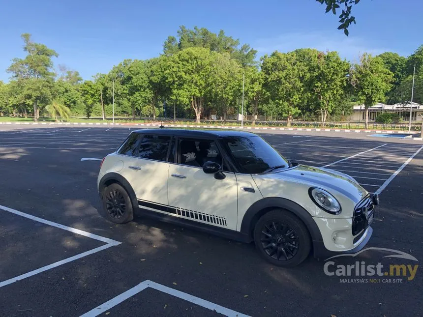 2018 MINI Cooper Cooper Urbanite Edition 5 Door Hatchback