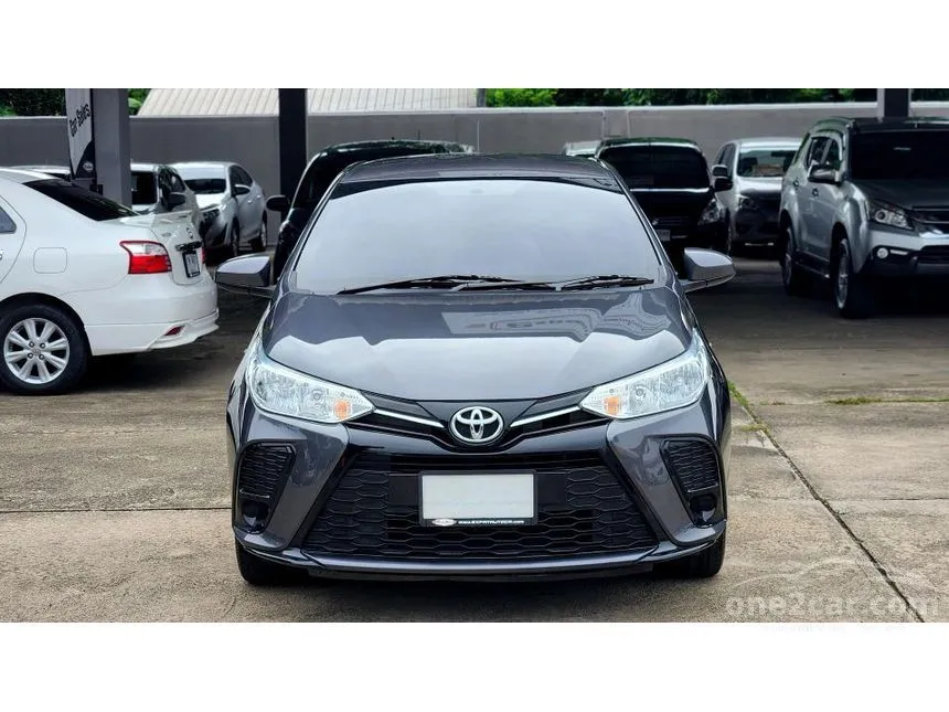 2022 Toyota YARIS Entry Hatchback