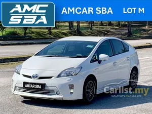 2013 Toyota Prius 1.8 Luxury Hatchback