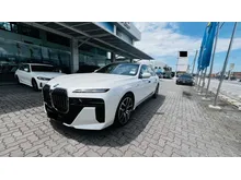 2024 BMW 750e 3.0 M Sport Sedan, Warranty Available. #Prestige with Peace of Mind
