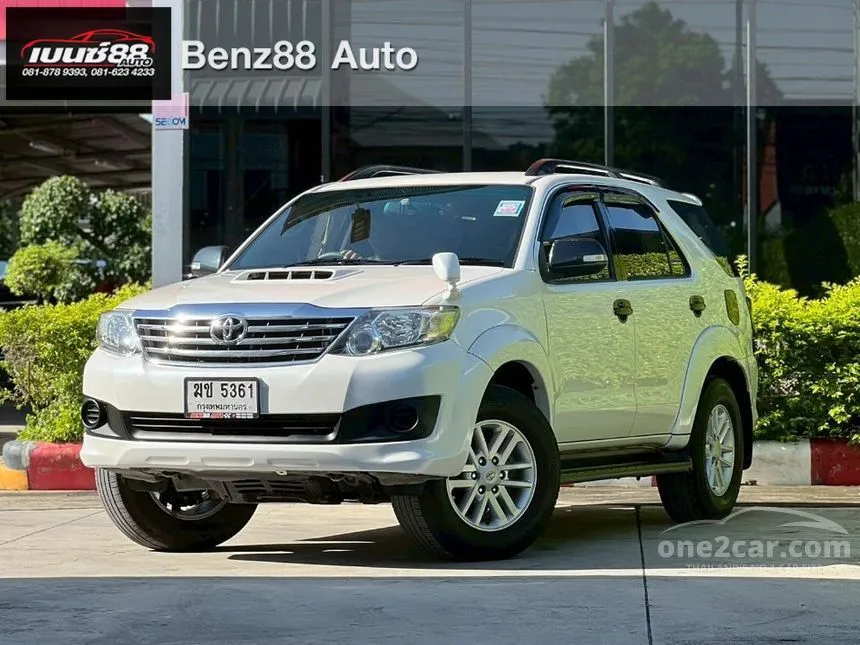 2012 Toyota FORTUNER V SUV