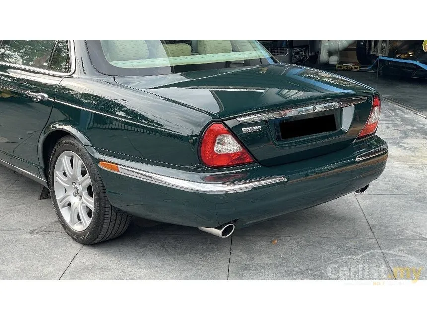 2006 Jaguar XJ6 SE Sedan