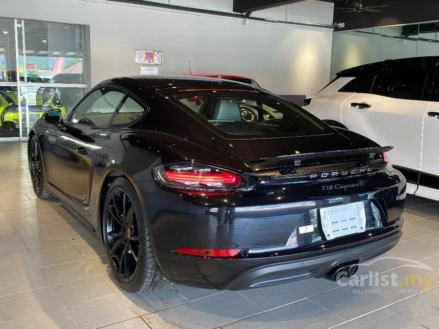2022 Porsche 718 Cayman Coupe