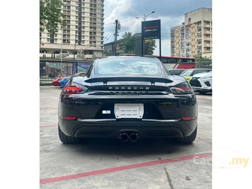 2022 Porsche 718 Cayman Coupe