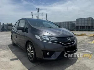 2014 Honda Jazz 1.5 V Hatchback