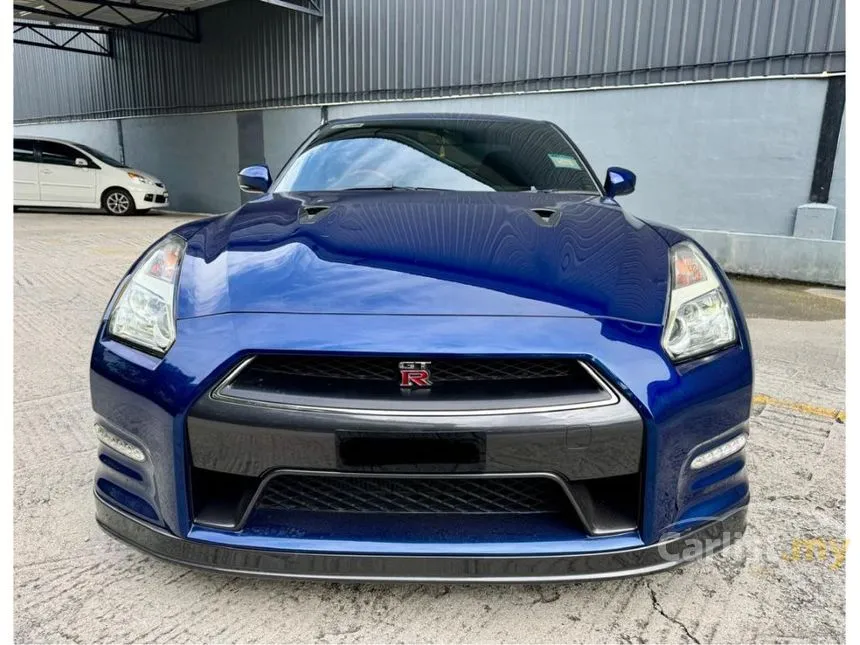 2014 Nissan GT-R Premium Edition Coupe