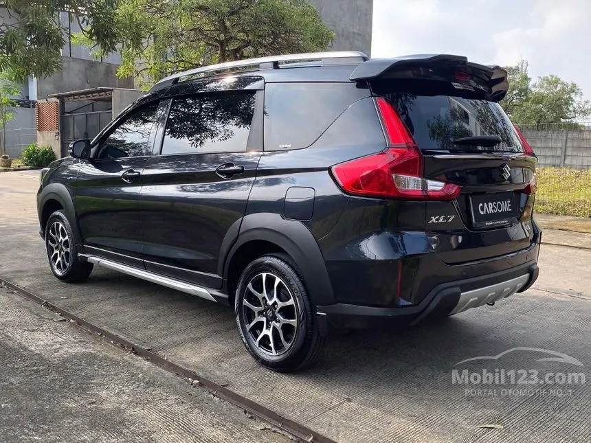 2024 Suzuki XL7 Zeta SUV